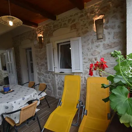 Neven Apartament