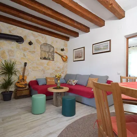 公寓 Neven Čižići