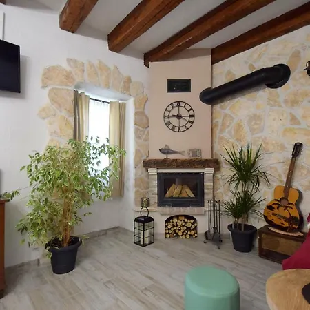 公寓 Neven Čižići